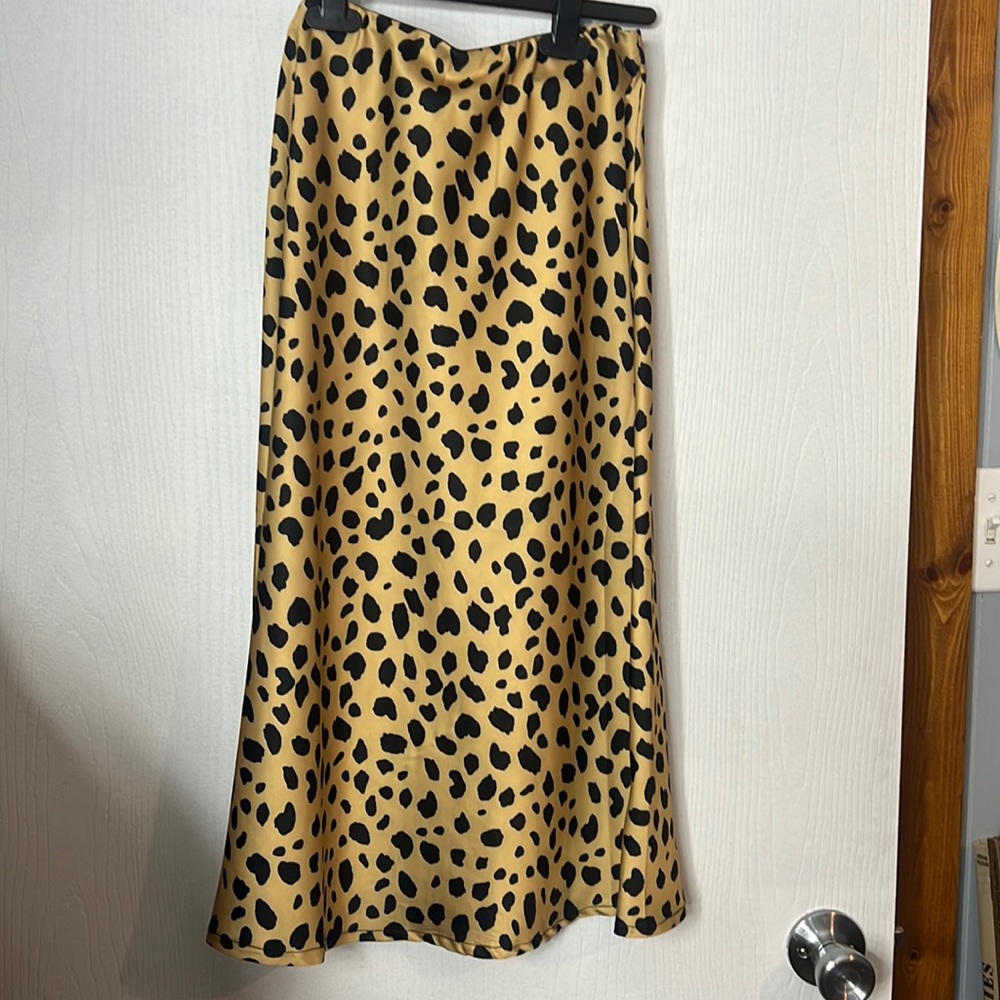MIDI length Leopard Skirt -S